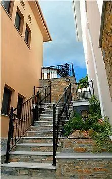 Montagna Hotel