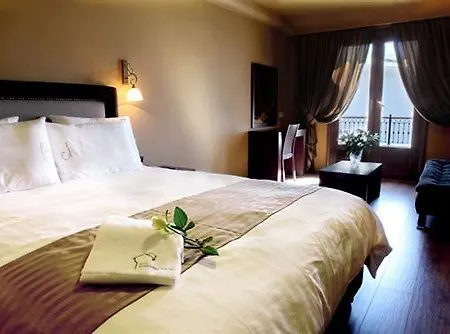 Montagna Hotel 3*